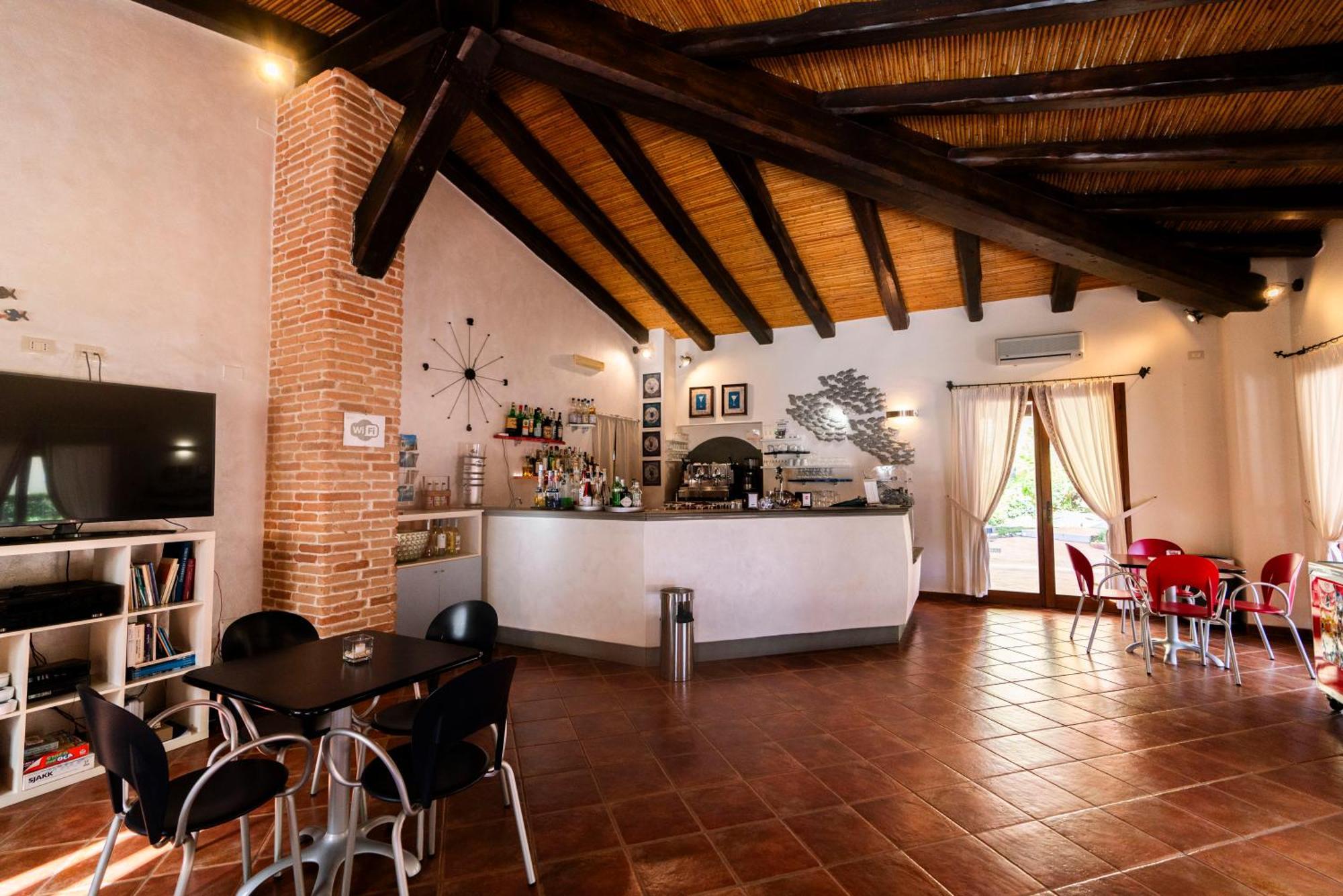 Borgo Degli Ulivi Aparthotel Àrbatax Екстериор снимка